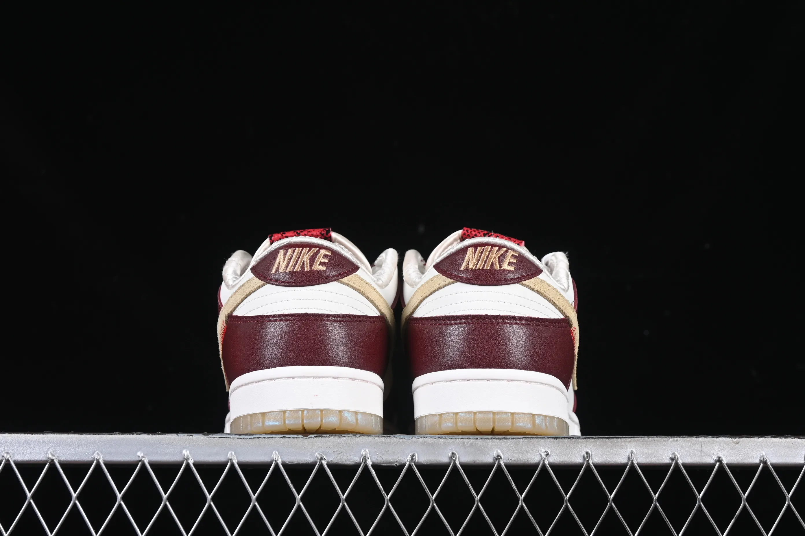 All categories Nk SB Dunk series Nk SB Dunk Low low-top sneakers Nk Dunk Low "Year of the Snake" Year of the Snake limited low-top casual sneakers HV5991-171